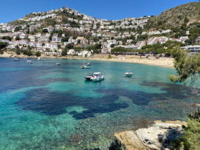 Villa avec piscine et magnifique vue mer